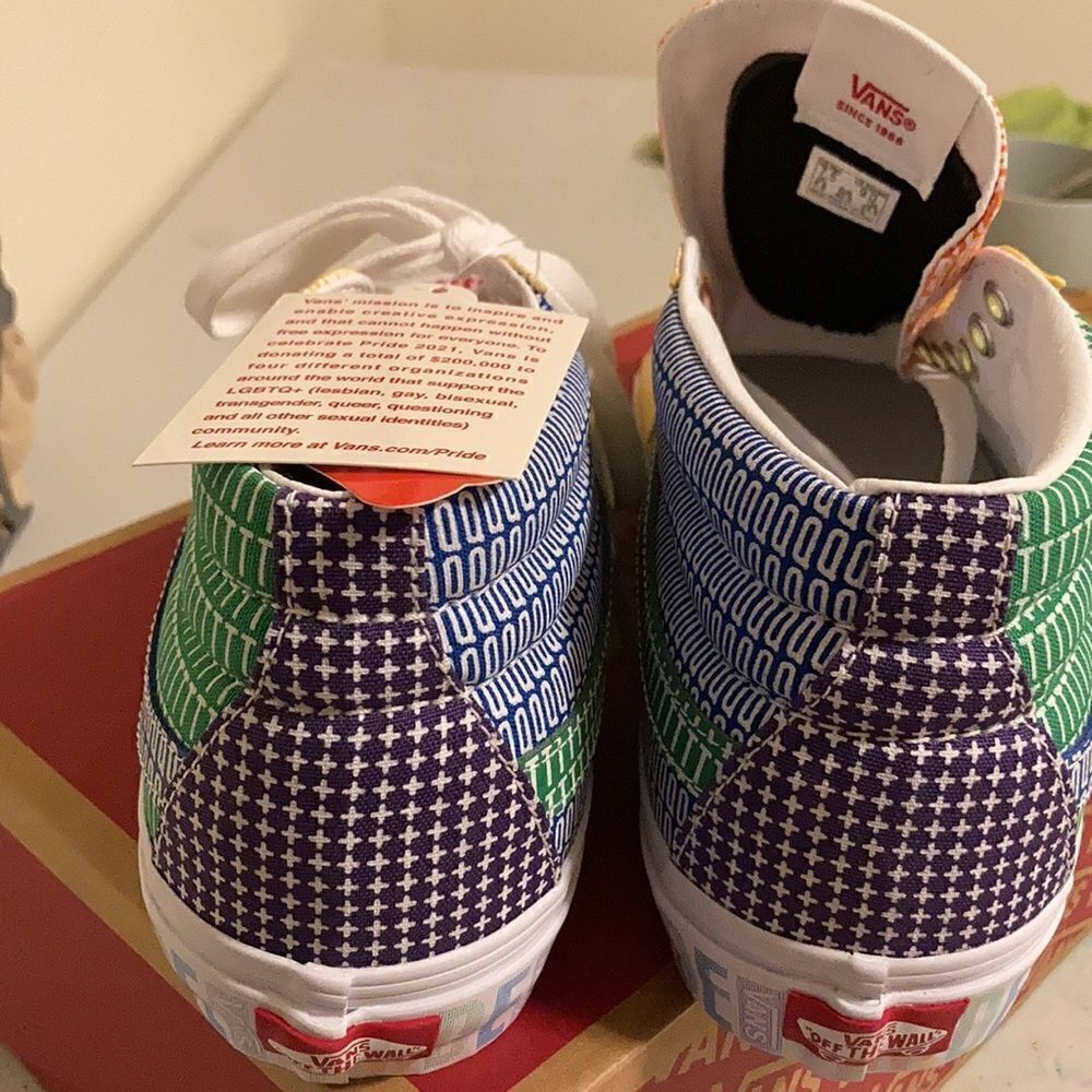 Vans Sk8 Mid Pride - Picture 5 of 10
